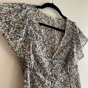 Madewell Carmelina Flutter-Sleeve Top